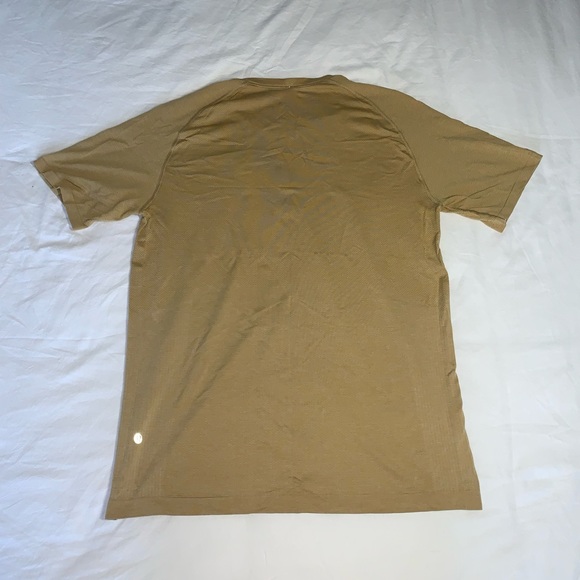 Lululemon Metal Vent Short Sleeve - Picture 4 of 4